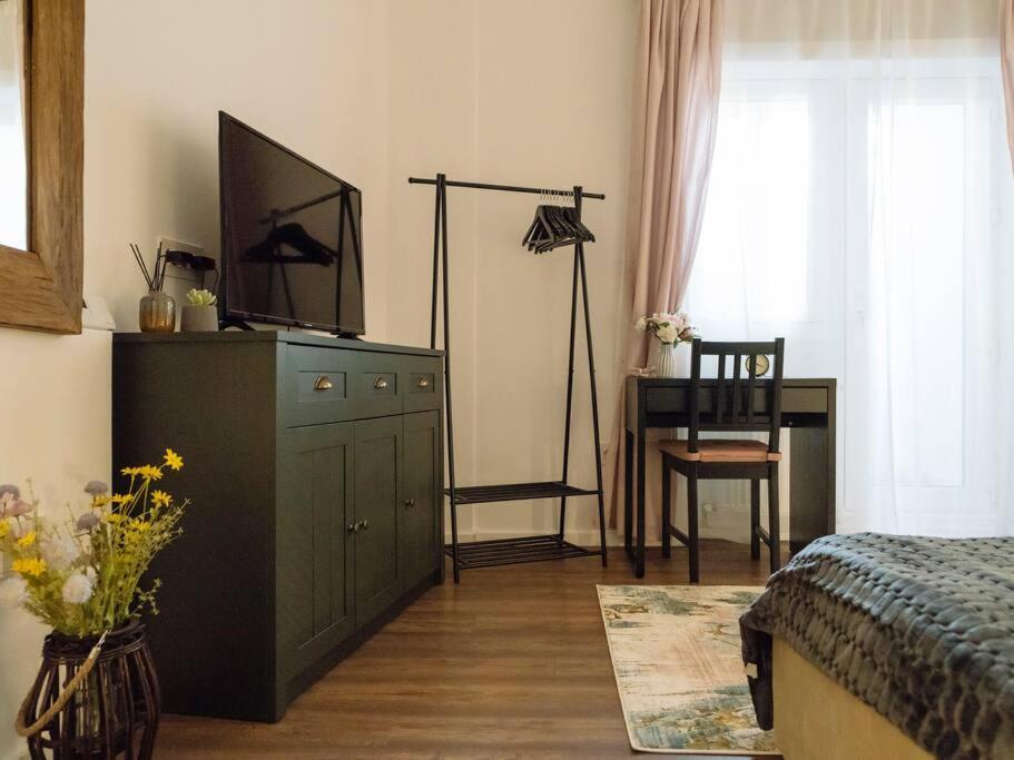 Cozy Studio Next To House Of Parliament Bukarest Kültér fotó